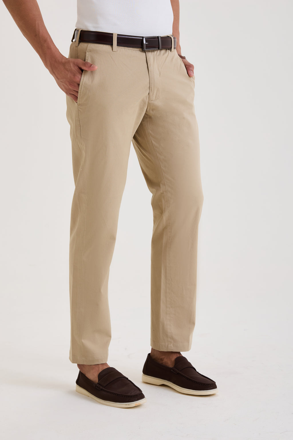 DGP 6748