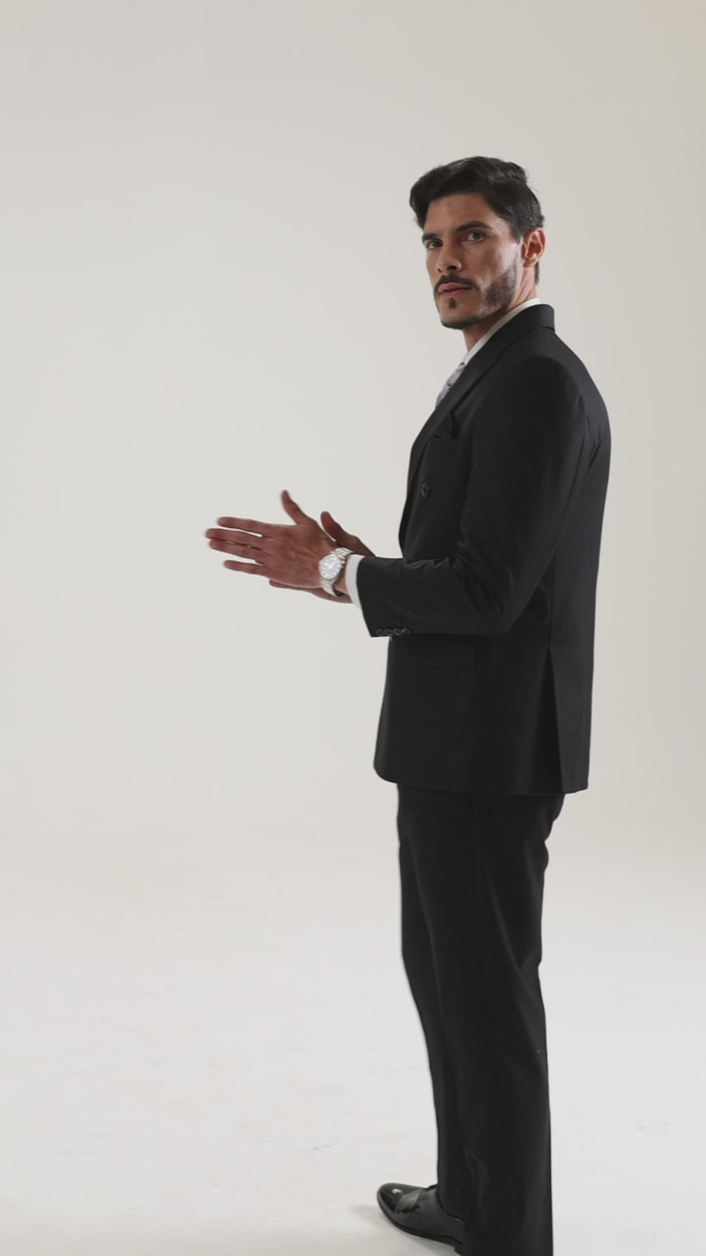 03 v111